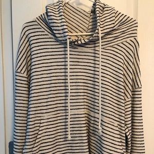 Women’s billabong hoddie